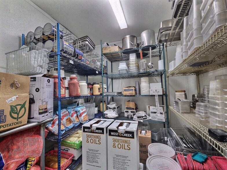 More Photos Of 4187 Highway B, Land O Lakes Restaurant For Sale