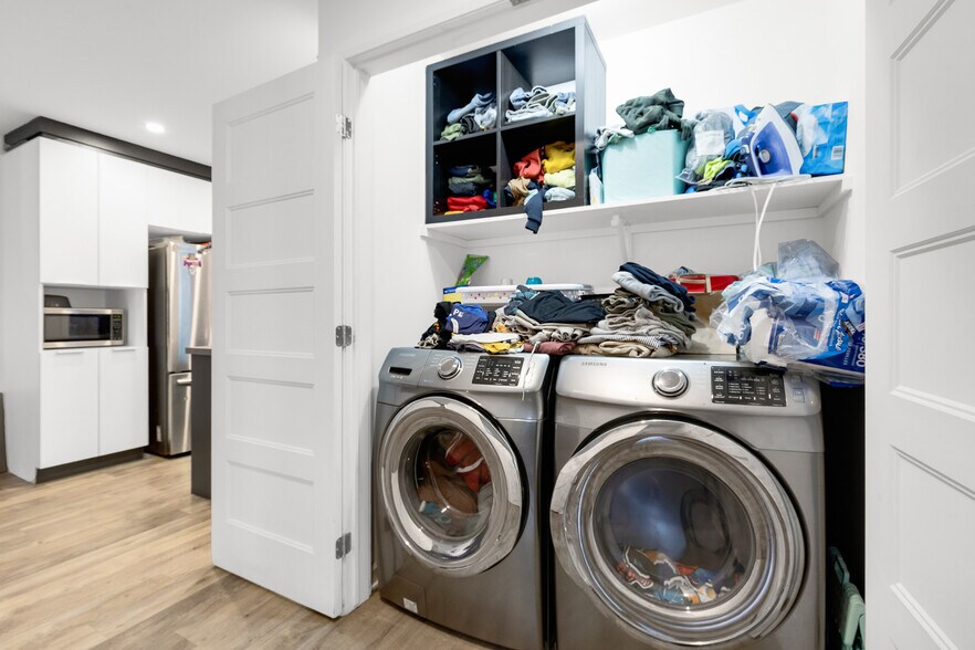 More Photos Of 1603-1607 Rue Godin, Longueuil Apartments For Sale