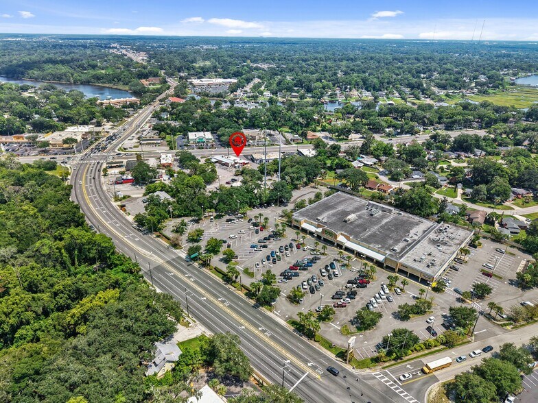More Photos Of 1638 University Blvd S, Jacksonville Restaurant For Sale