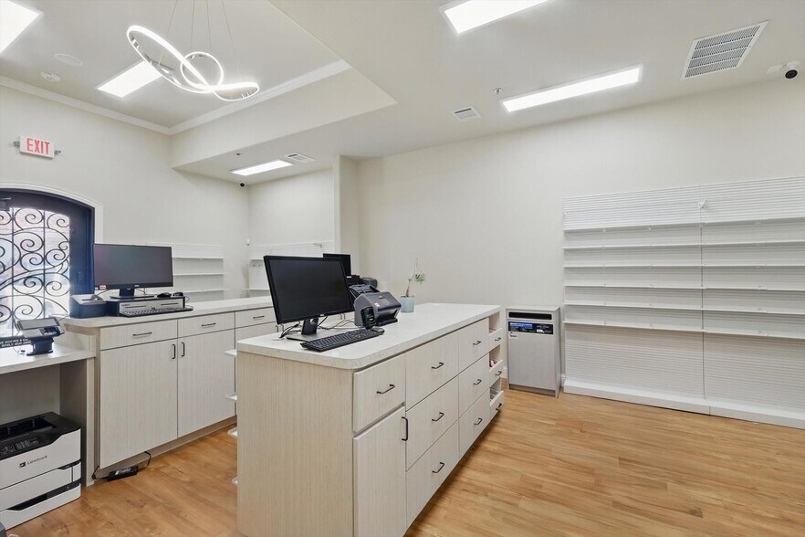 More Photos Of 3848 N Tarrant Pky, Fort Worth Medical For Sale