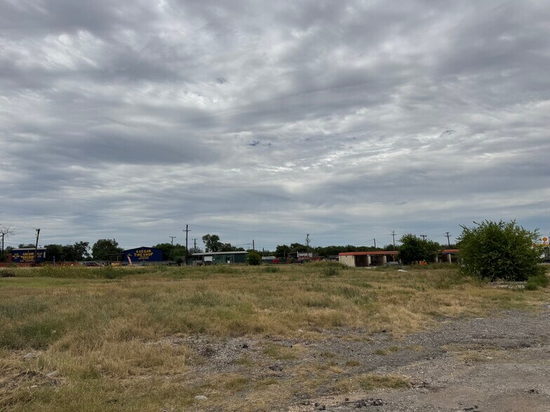 More Photos Of 602/622 Roland Ave, San Antonio Land For Sale