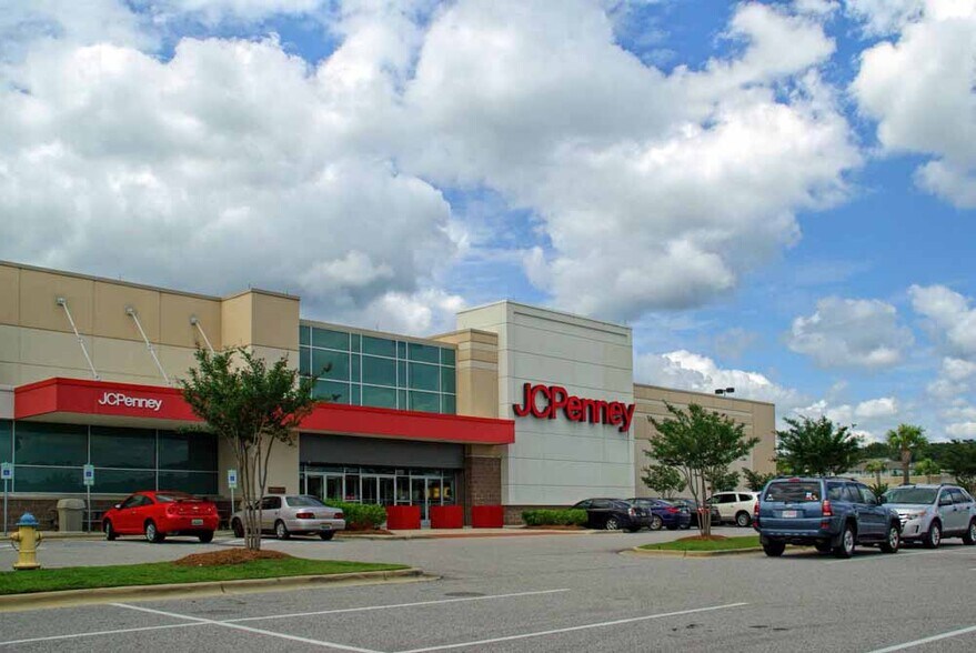 More Photos Of 23000 Town Center Ave, Spanish Fort General Retail For Lease