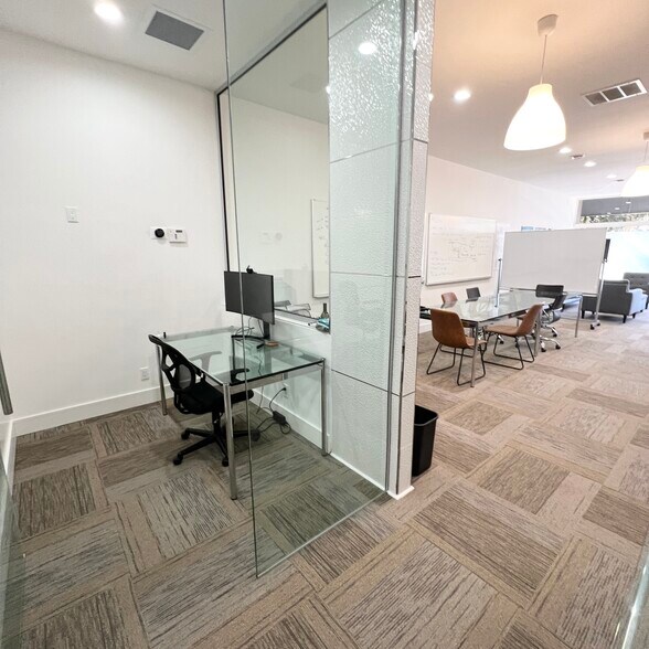 More Photos Of 12-20 N San Mateo Dr, San Mateo Medical For Lease