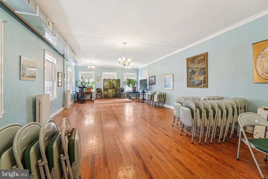 More Photos Of 523 N Charles St, Baltimore Office For Lease