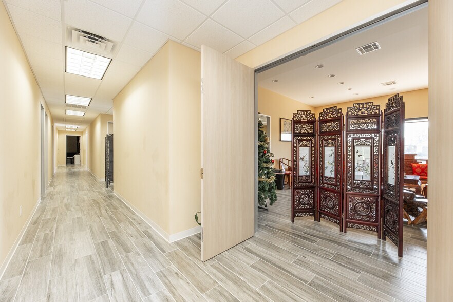 More Photos Of 4634 Riverstone Blvd, Missouri City Medical For Sale
