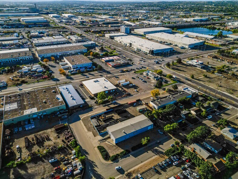 More Photos Of 881 E 57th Ave, Denver Warehouse For Sale