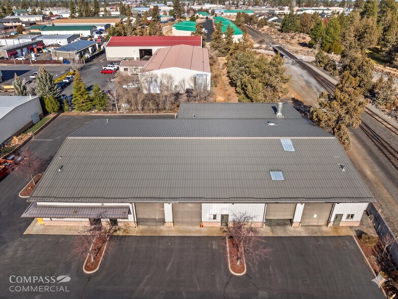More Photos Of 20676 Carmen Loop, Bend Warehouse For Sale