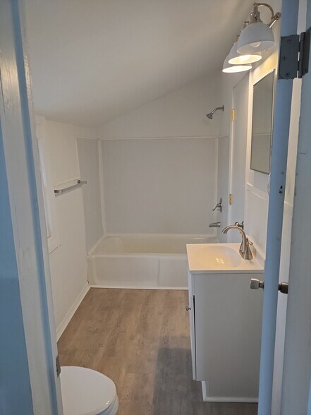 More Photos Of 119 W Main St, Youngsville Freestanding For Sale