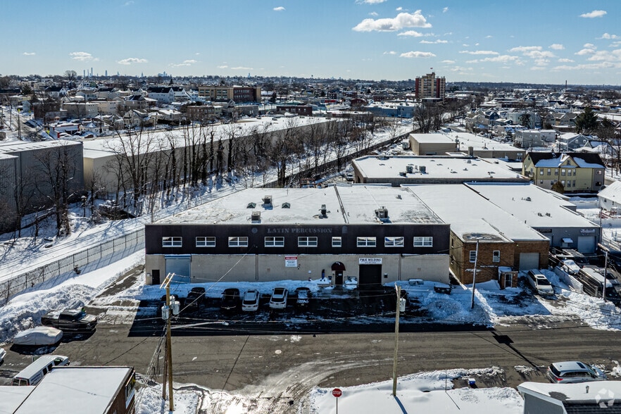More Photos Of 160 Belmont Ave, Garfield Manufacturing For Sale