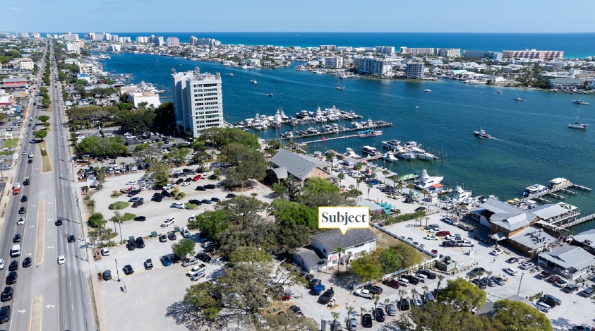 More Photos Of 302 Harbor Blvd, Destin Restaurant For Lease