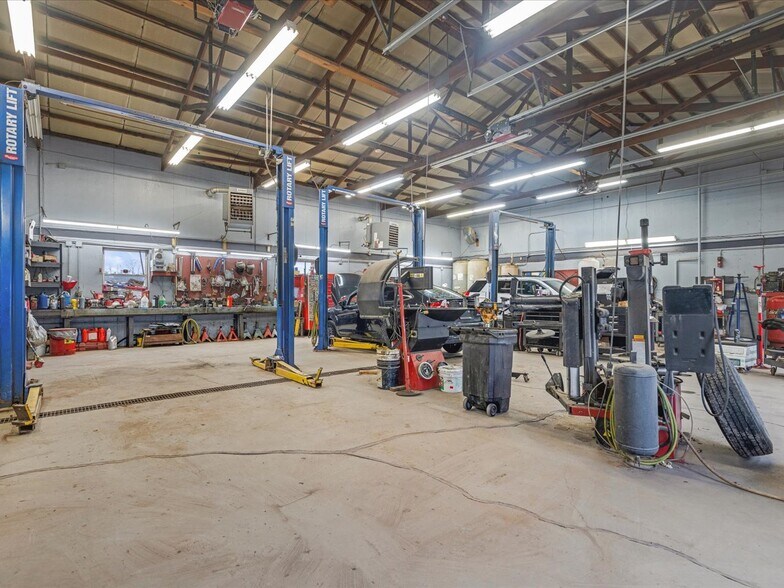 More Photos Of 4554 Il Route 173, Poplar Grove General Retail For Sale