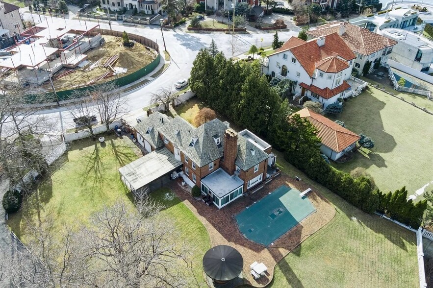 More Photos Of 125 Malba Dr, Flushing Land For Sale