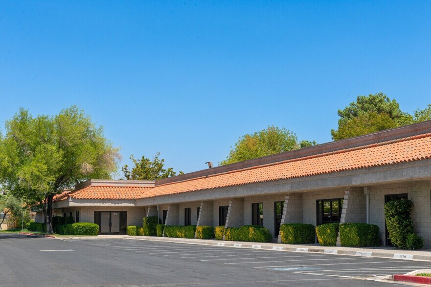More Photos Of 500 S Rancho Dr, Las Vegas Loft Creative Space For Sale