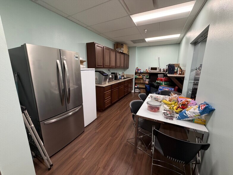 More Photos Of 2501 Davidson Dr, Monterey Park Loft Creative Space For Sale