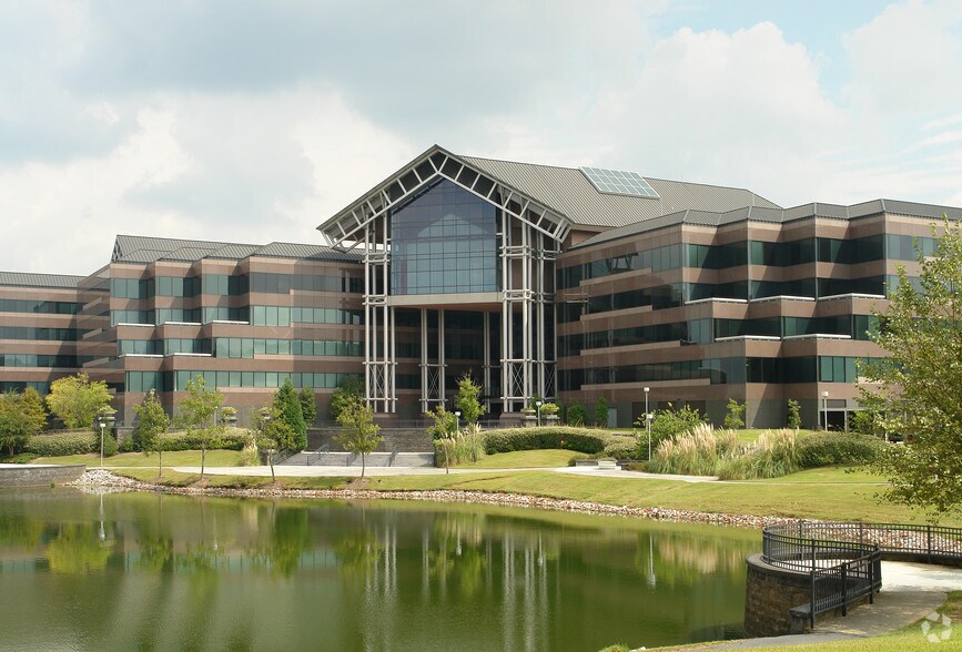 More Photos Of 500 Clinton Center Dr, Clinton Office For Lease