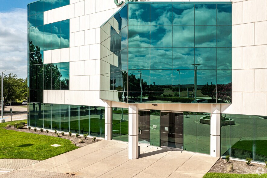 More Photos Of 9300 Wade Blvd, Frisco Office For Lease