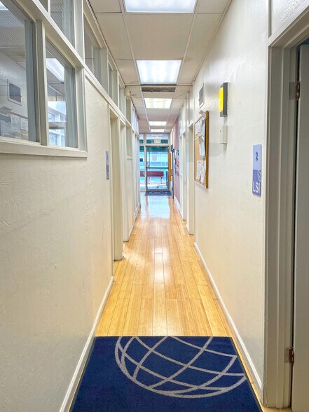 More Photos Of 2015 Center St, Berkeley Office For Lease