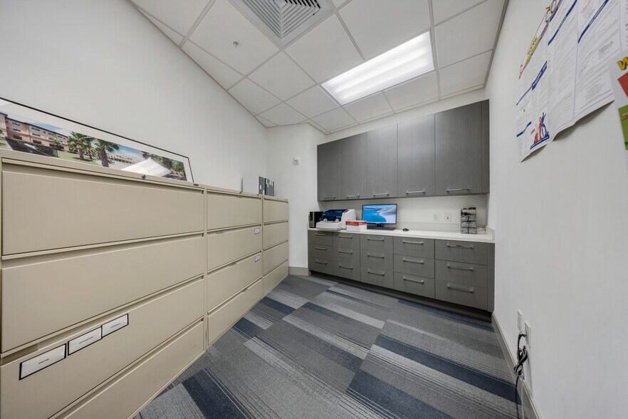 More Photos Of 2980 NE 207th St, Aventura Office Residential For Lease