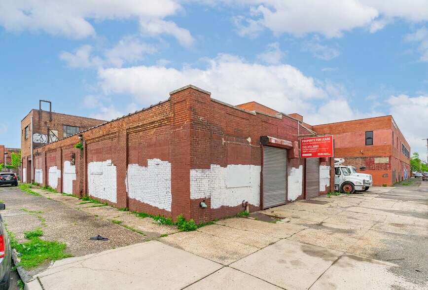 More Photos Of 150 Avenue L, Newark Warehouse For Sale