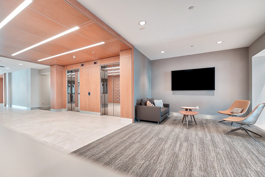 More Photos Of 2000 CentreGreen Way, Cary Unknown For Lease