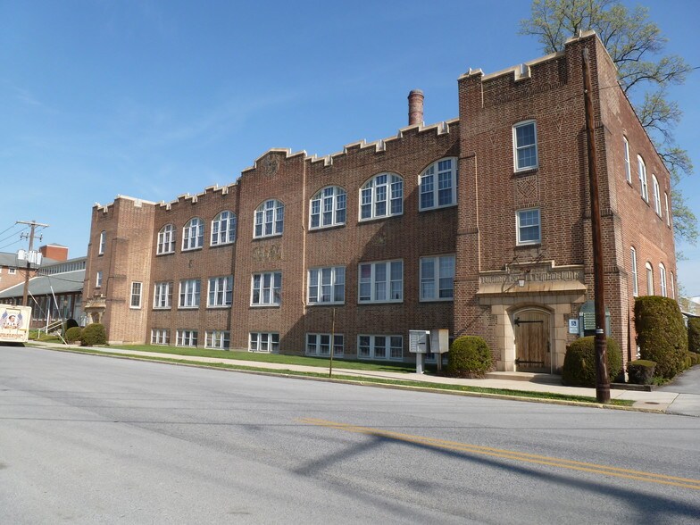 More Photos Of 401 E Louther St, Carlisle Office For Lease