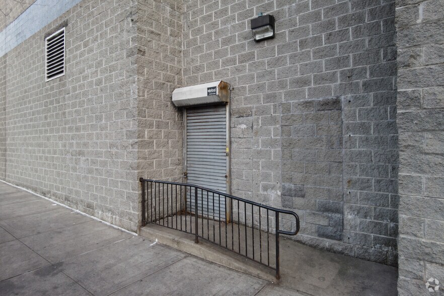 11411143 Longwood Ave, Bronx, NY 10474 Industrial For Lease