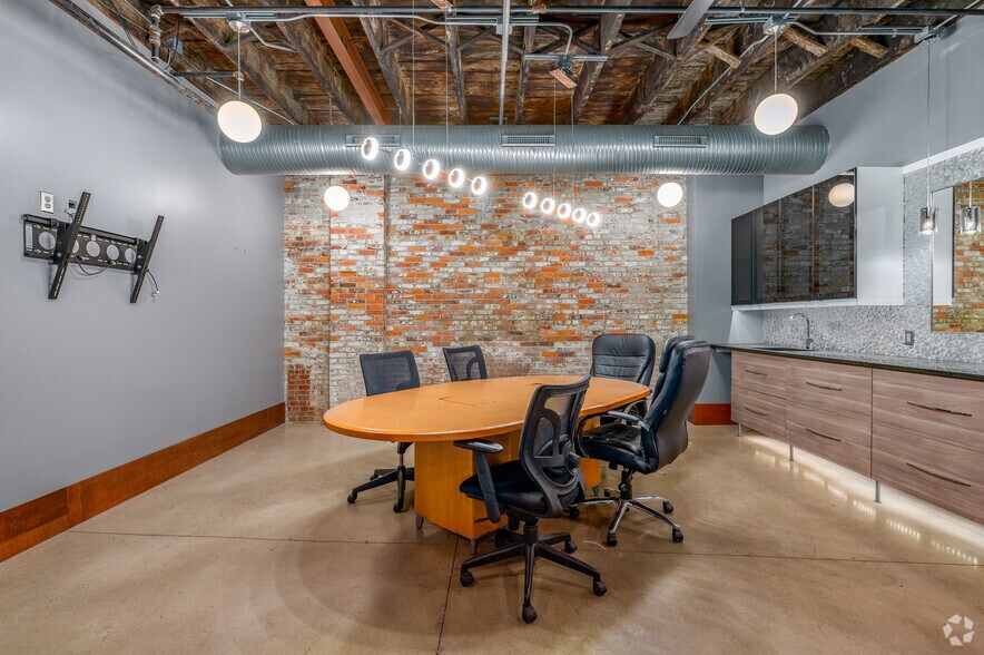 More Photos Of 1720 Columbus Rd, Cleveland Office Residential For Sale