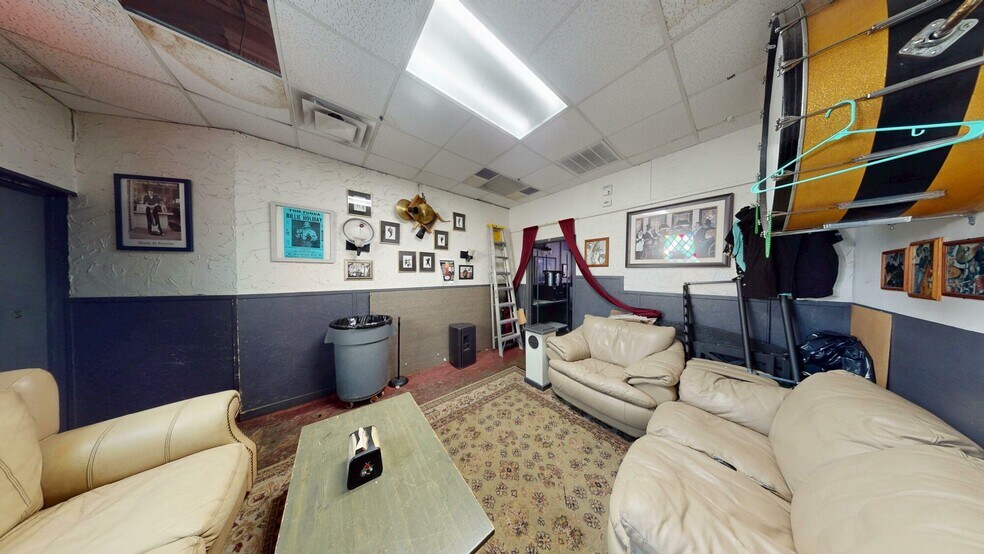 More Photos Of 116 N Park Ave, Sanford Office For Sale