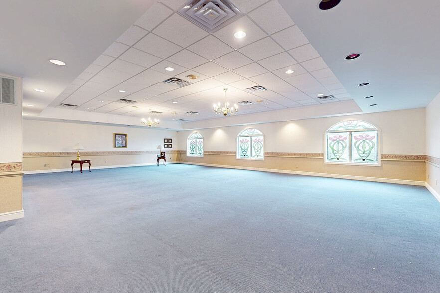 More Photos Of 3721 Main St, Weirton Funeral Home For Sale