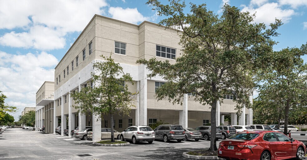 More Photos Of 2901 Coral Hills Dr, Coral Springs Medical For Lease
