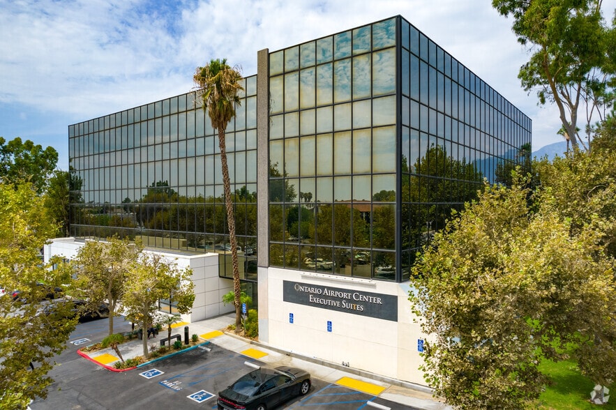 More Photos Of 337 N Vineyard Ave, Ontario Office Residential For Lease
