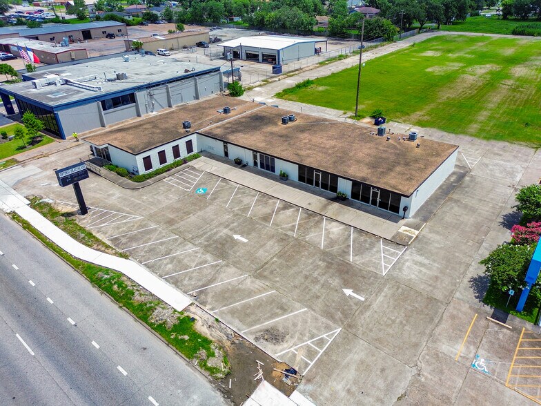 More Photos Of 2701-2835 Palmer Hwy, Texas City Unknown For Lease