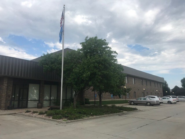More Photos Of 1515 N Sanborn Blvd, Mitchell Office For Sale