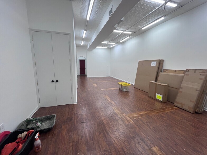 More Photos Of 39 W 14th St, New York Office For Lease