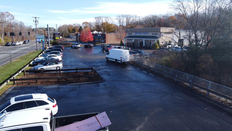 More Photos Of 1460 Pleasant St, Bridgewater Auto Dealership For Sale