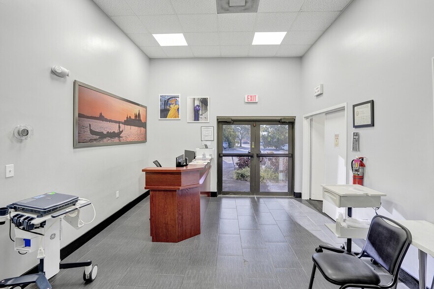 More Photos Of 3401 Davie Blvd, Fort Lauderdale Coworking Space