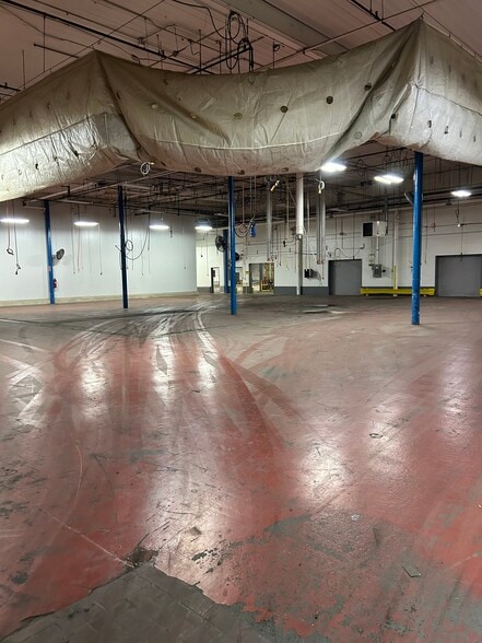 More Photos Of 12301 Farmington Rd, Livonia Food Processing For Sale