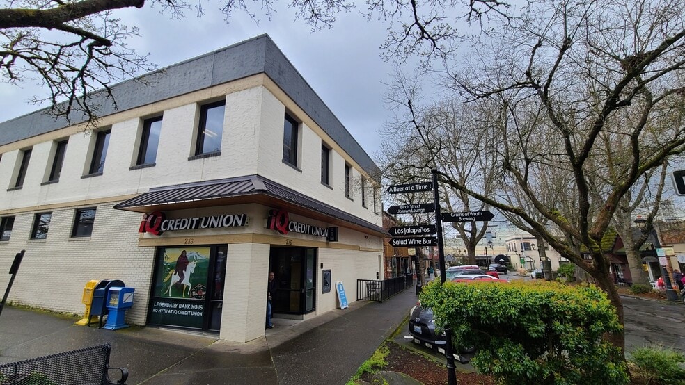 More Photos Of 236 NE 4th Ave, Camas Office For Lease