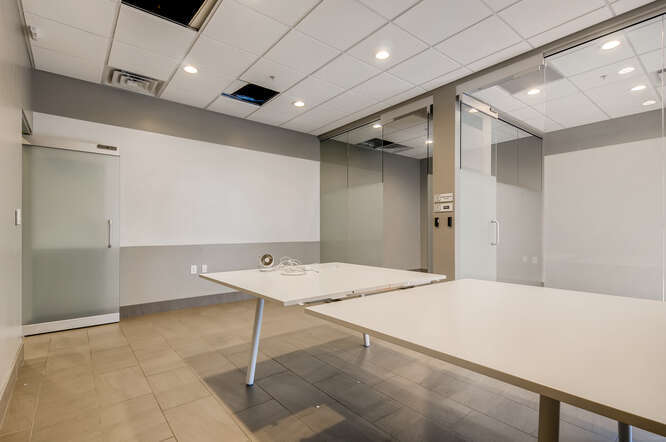 More Photos Of 4721 Ironton St, Denver Warehouse For Lease