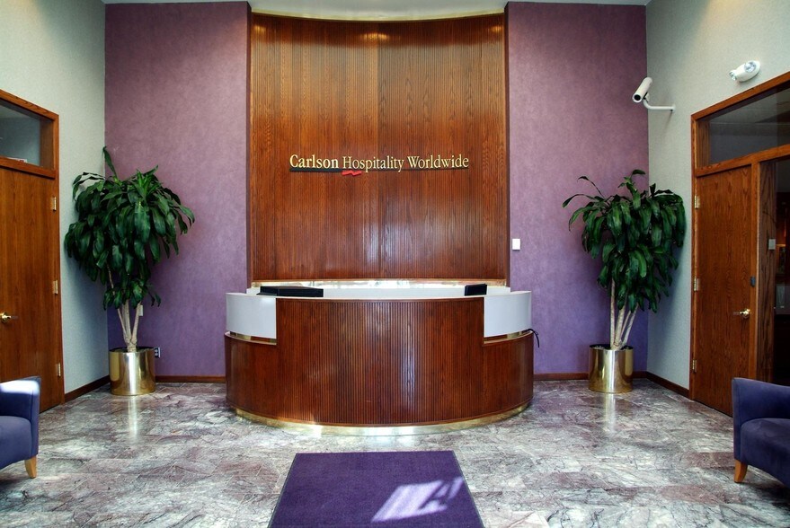 More Photos Of 11340 Blondo St, Omaha Loft Creative Space For Lease