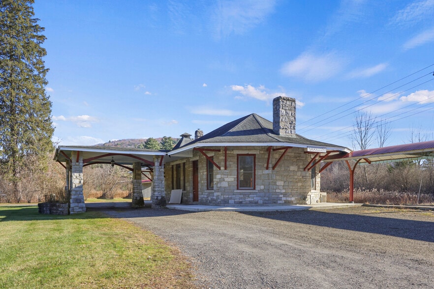 More Photos Of 2 Depot St., Stockbridge Office For Lease