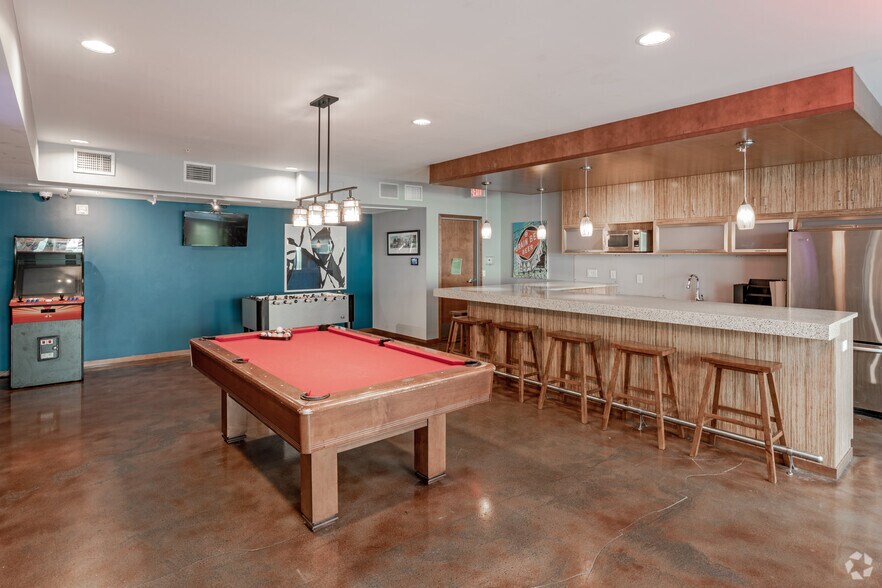 More Photos Of 2922 Aldrich Ave S, Minneapolis Apartments For Lease