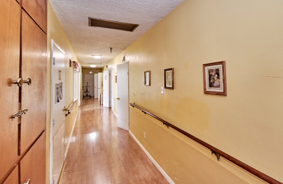 More Photos Of 528 Howard St, Alhambra Assisted Living For Sale