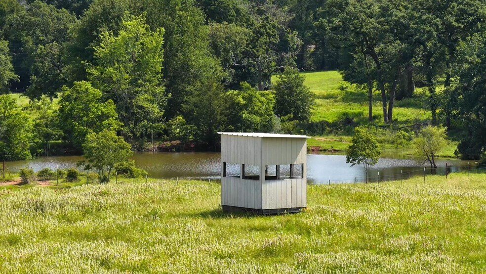 More Photos Of 632 County Road 340A, Milano Land For Sale