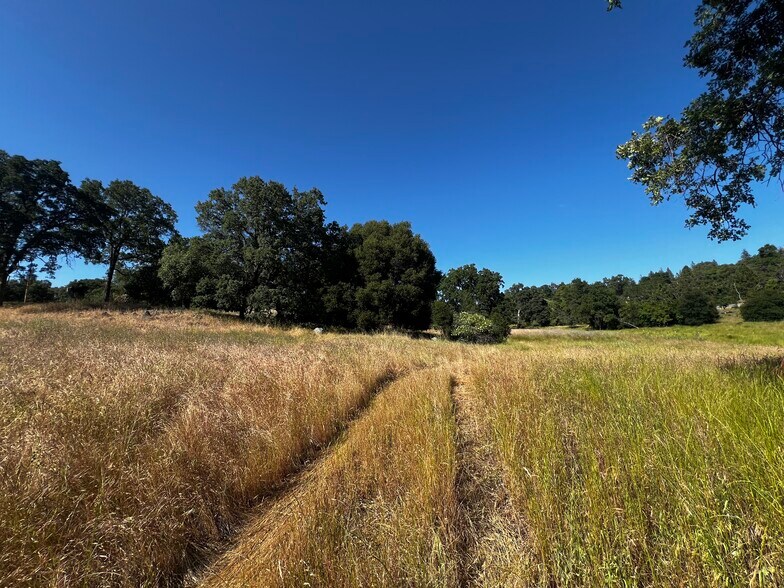 More Photos Of 7060 La Mesa Ln, Somerset Land For Sale