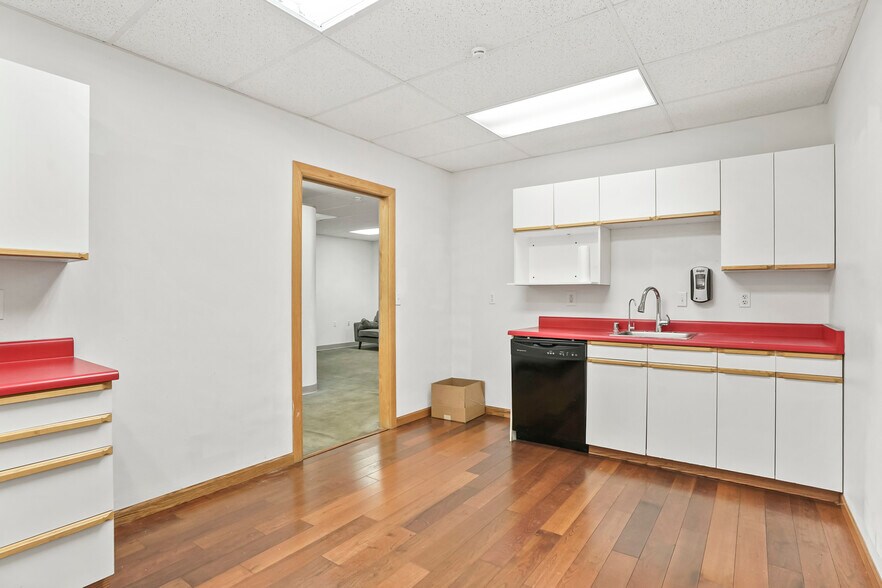 More Photos Of 78 Beaver Brook Canyon Rd, Evergreen Light Manufacturing For Lease