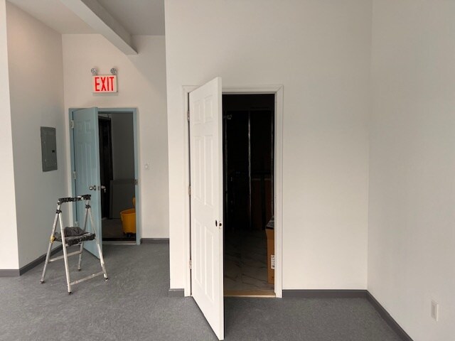 More Photos Of 9001 Merrick Blvd, Jamaica Storefront Retail Office For Lease