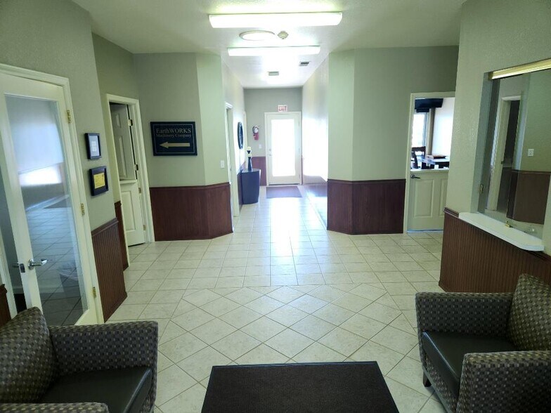 More Photos Of 1287 Furneaux Rd, Olivehurst Office For Lease