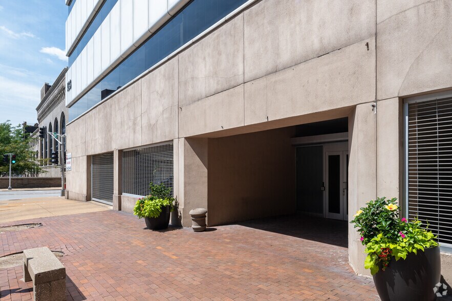 More Photos Of 133 S 11th St, Saint Louis Office For Lease