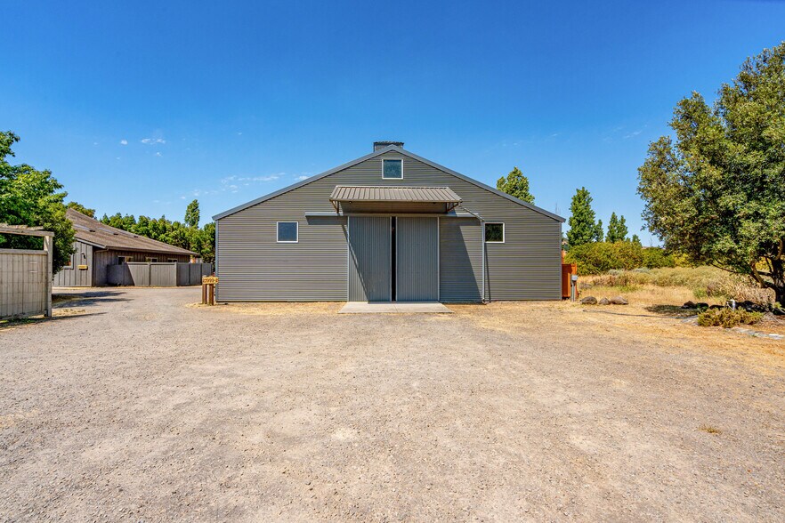 More Photos Of 23999 Arnold Dr, Sonoma Storefront Retail Office For Sale